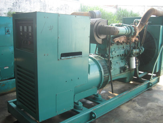 高坪租赁发电机- 发电机碳刷磨损的原因是什么